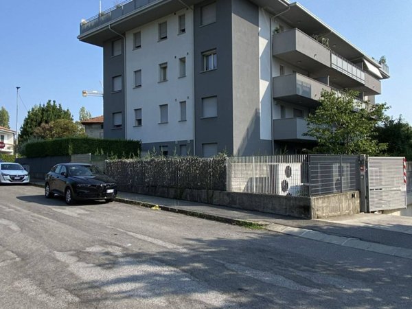 appartamento in vendita a Bergamo in zona Celadina