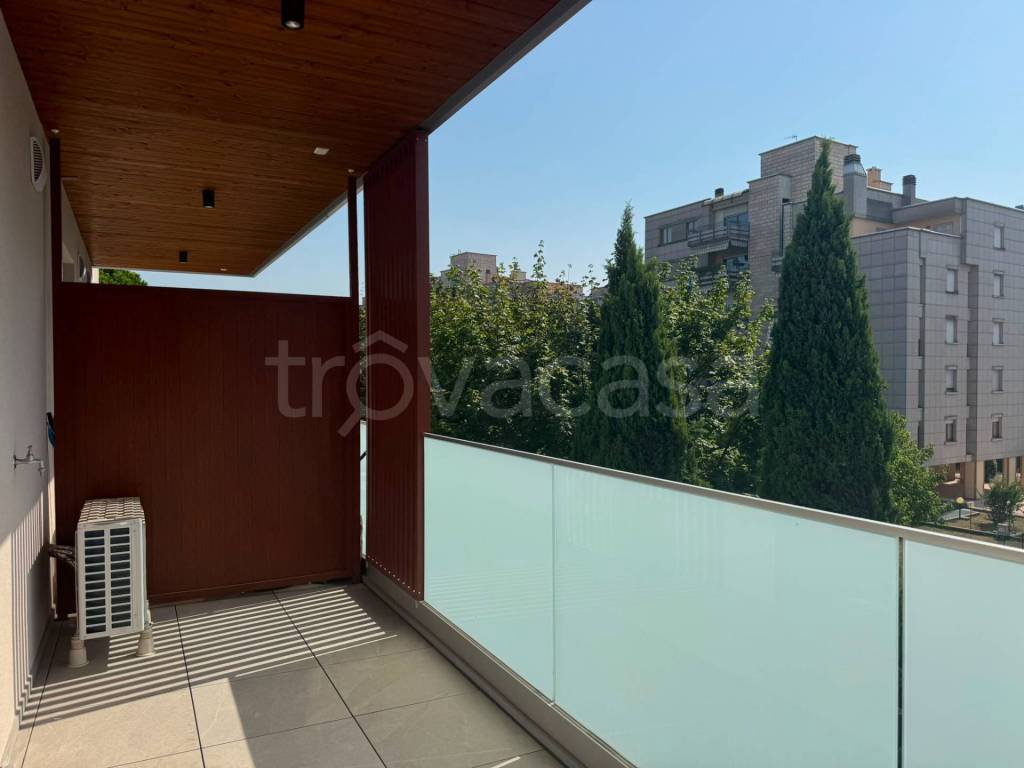 appartamento in vendita a Bergamo in zona Borgo Palazzo