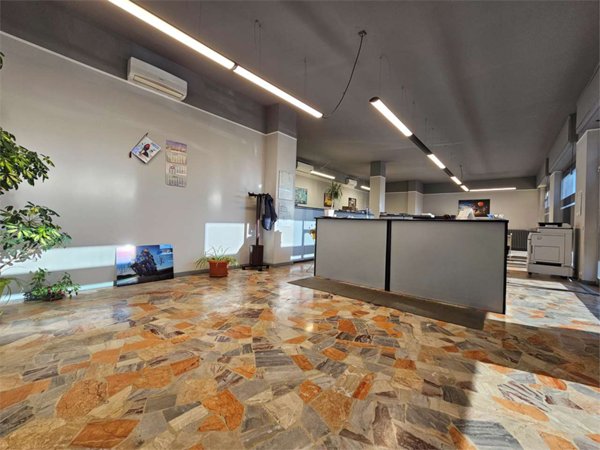 ufficio in vendita a Bergamo in zona Canovine