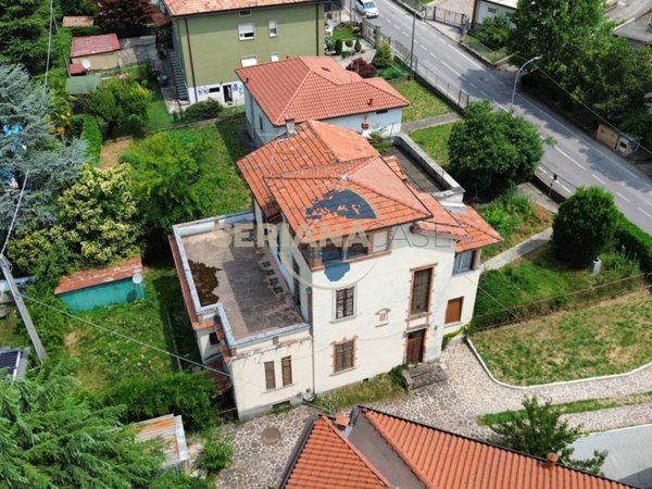 casa indipendente in vendita a Bergamo in zona Valtesse/Valverde