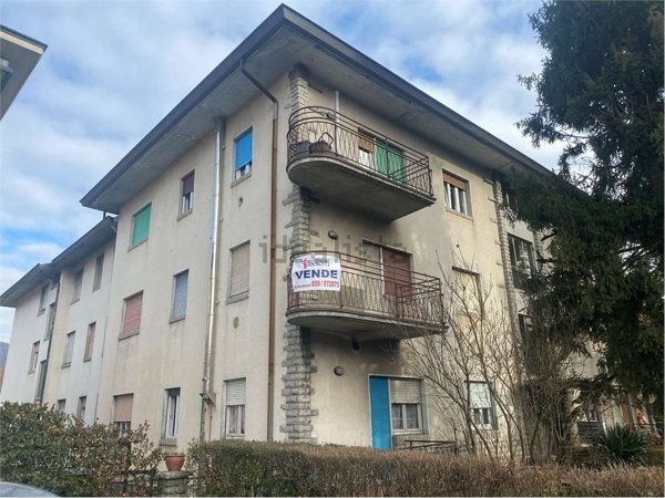 appartamento in vendita a Bergamo in zona Castagneta/Pianone