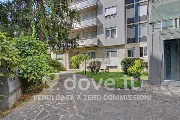 appartamento in vendita a Bergamo in zona Borgo Santa Caterina