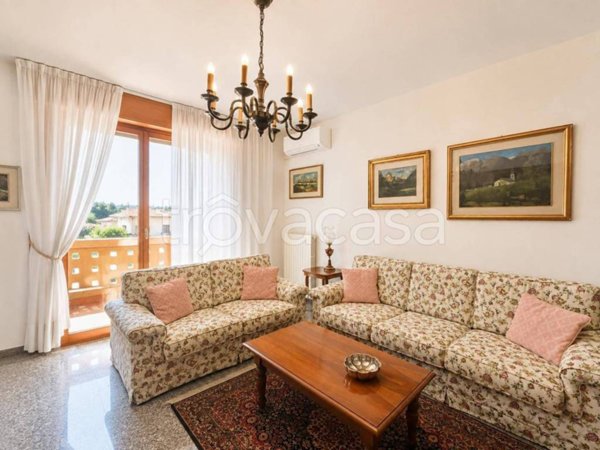 appartamento in vendita a Bergamo in zona Borgo Palazzo