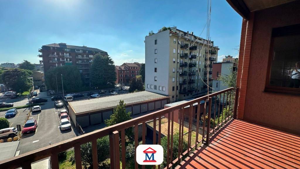 appartamento in vendita a Bergamo in zona Canovine