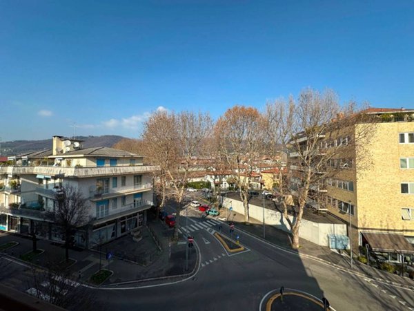 appartamento in vendita a Bergamo in zona Conca Fiorita
