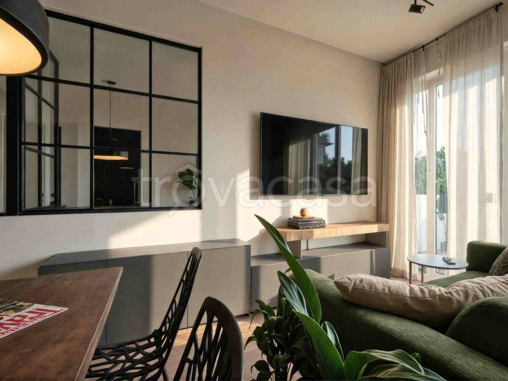 appartamento in vendita a Bergamo in zona Borgo Santa Caterina