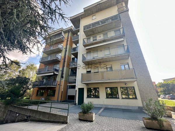 appartamento in vendita a Bergamo in zona Canovine