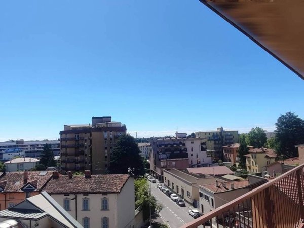 appartamento in vendita a Bergamo in zona Borgo Santa Caterina