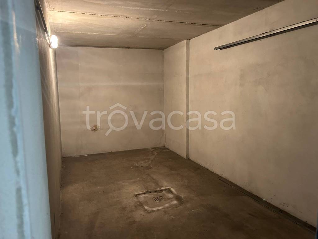 box auto in vendita a Bergamo in zona Borgo Palazzo