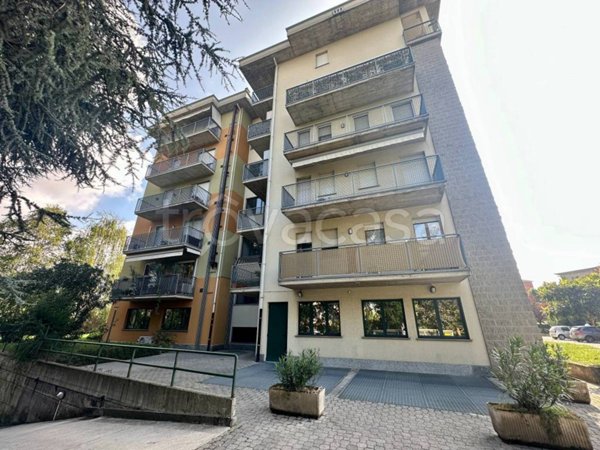 appartamento in vendita a Bergamo in zona Canovine