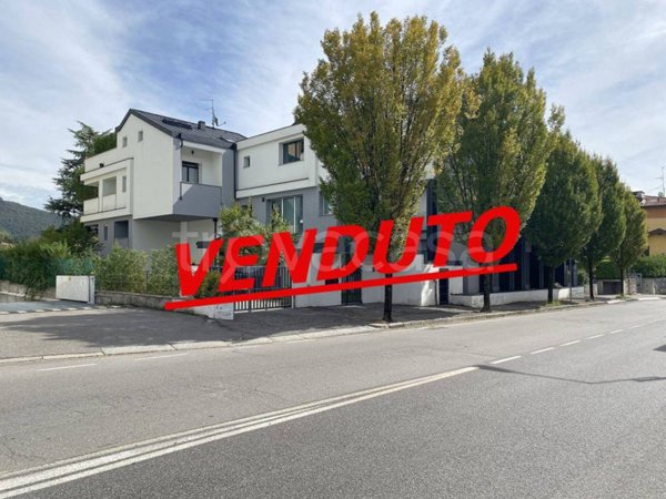appartamento in vendita a Bergamo in zona Valtesse/Valverde