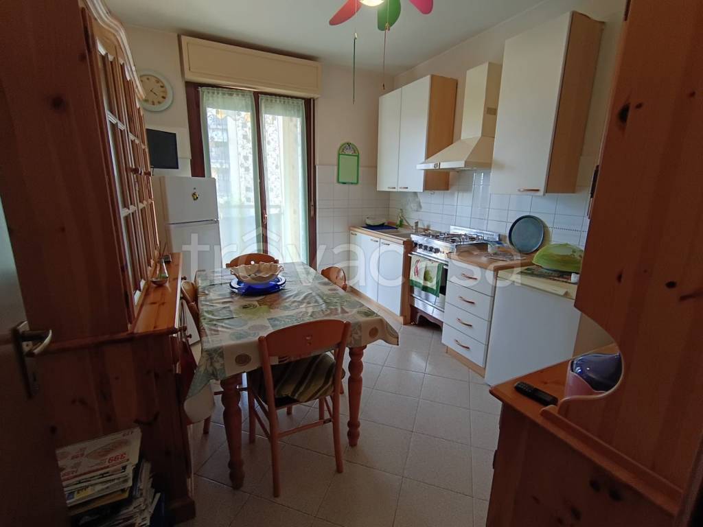 appartamento in vendita a Bergamo in zona Canovine