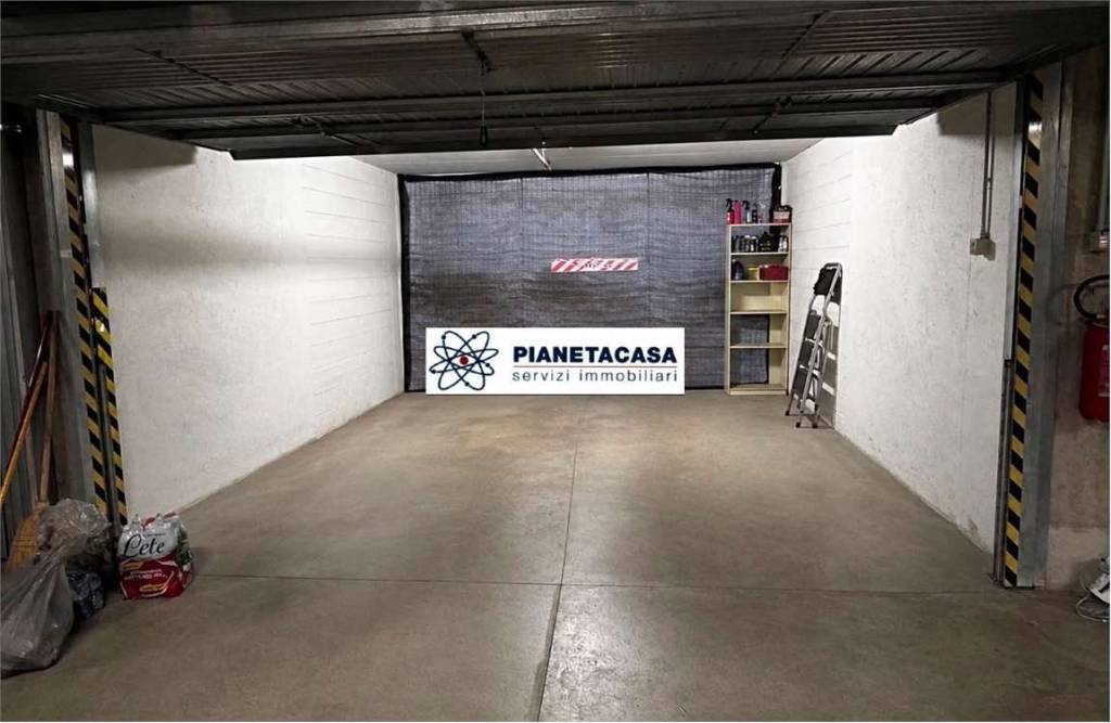 box auto in vendita a Bergamo in zona Canovine