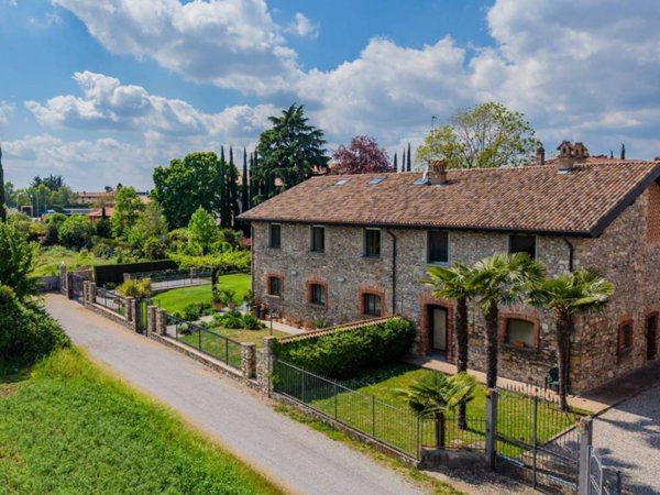 casa indipendente in vendita a Bergamo in zona Boccaleone