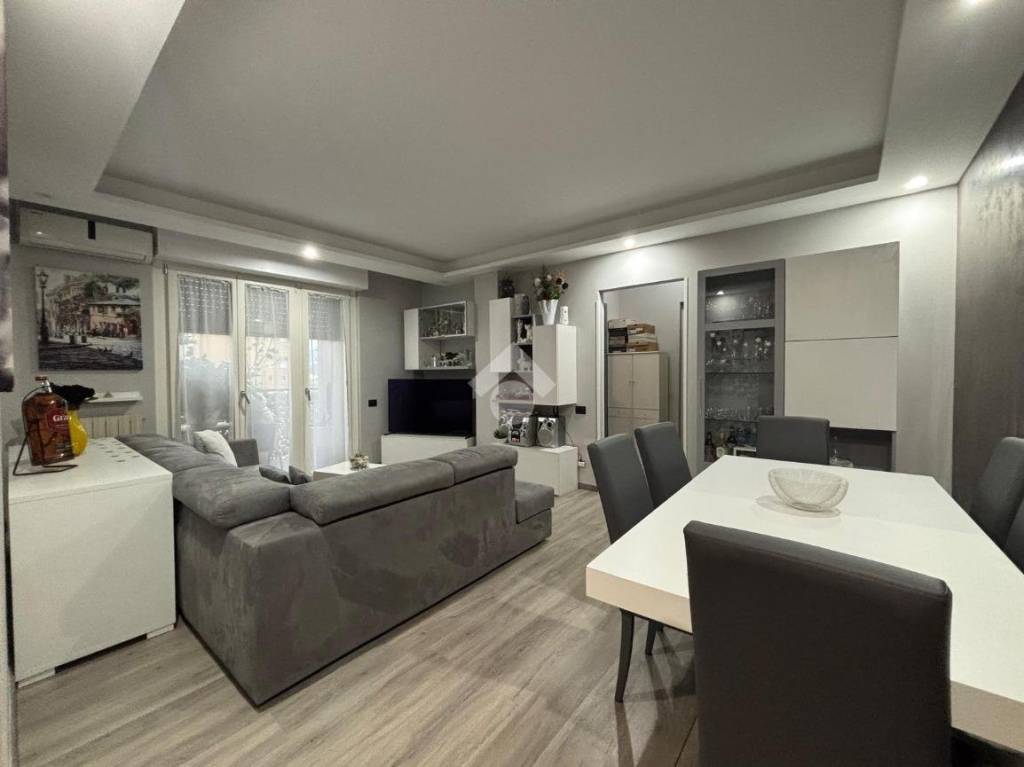 appartamento in vendita a Bergamo in zona Canovine