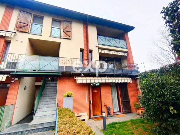 casa indipendente in vendita a Bergamo in zona Ospedale