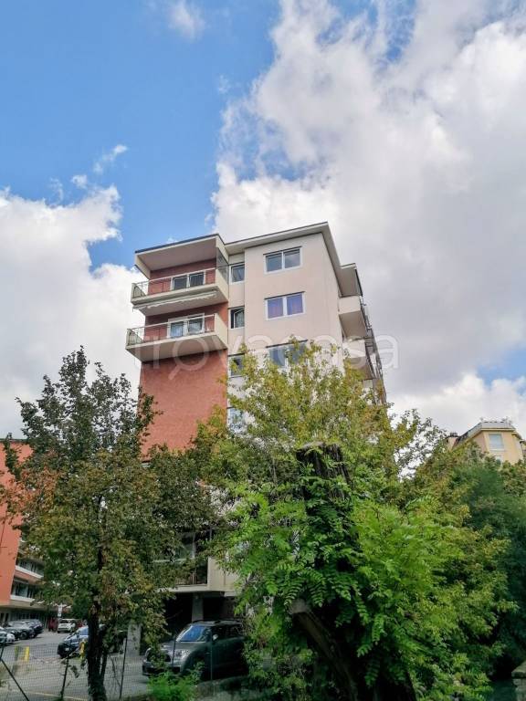 appartamento in vendita a Bergamo in zona Borgo Santa Caterina