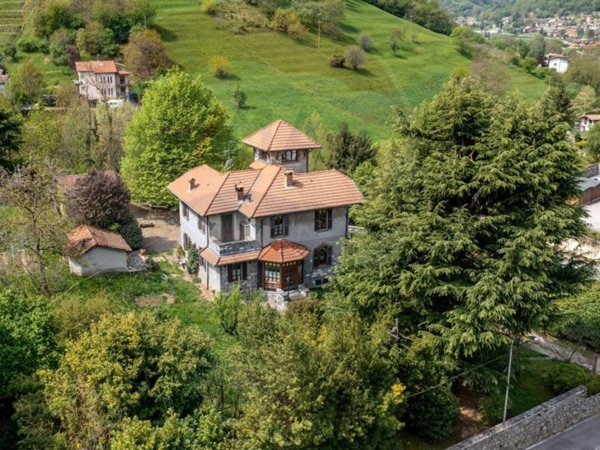 casa indipendente in vendita a Berzo San Fermo