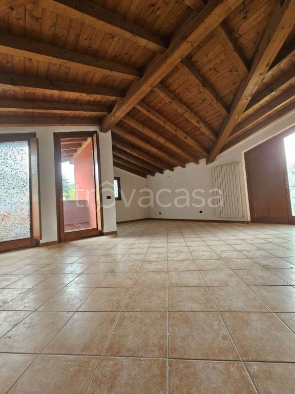 appartamento in vendita a Berzo San Fermo