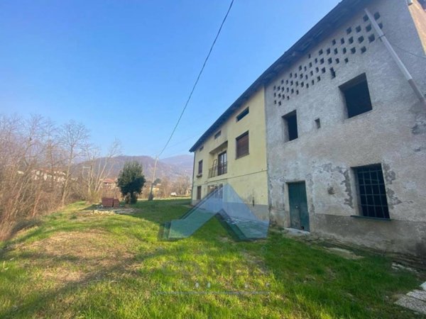 appartamento in vendita a Berzo San Fermo