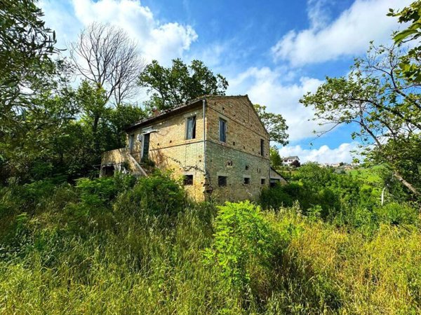 casa indipendente in vendita a Berzo San Fermo
