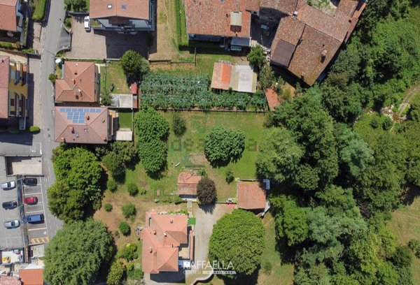 casa indipendente in vendita a Berzo San Fermo
