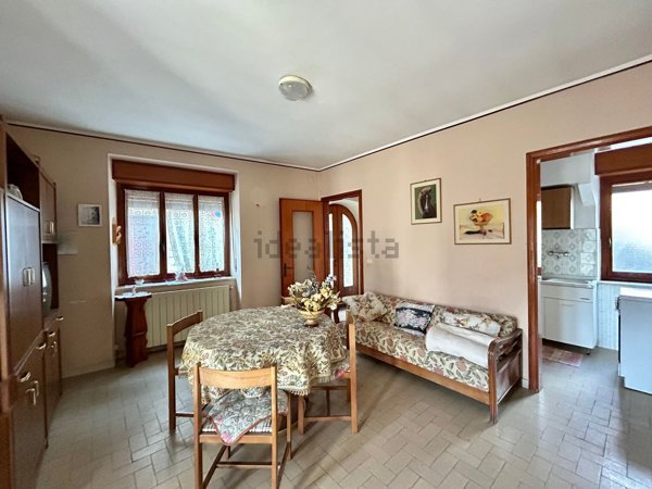 casa indipendente in vendita a Bianzano