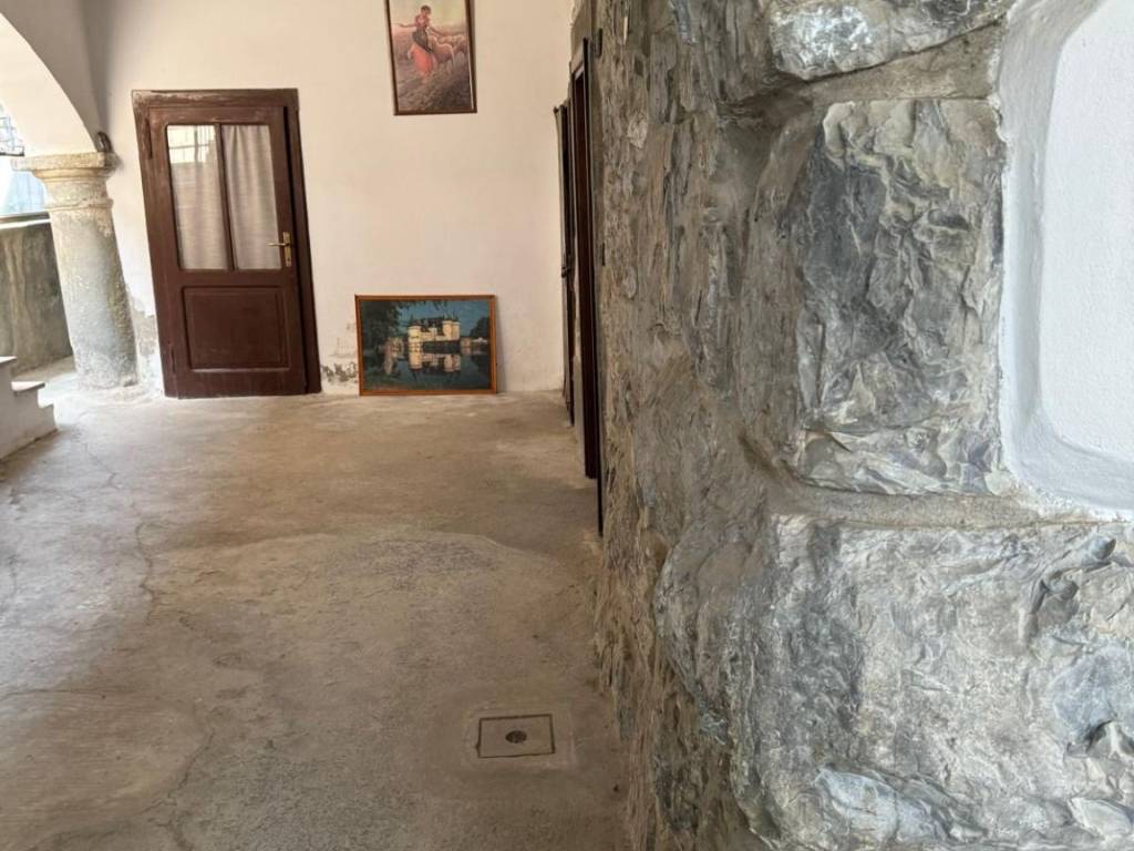 casa indipendente in vendita a Bianzano