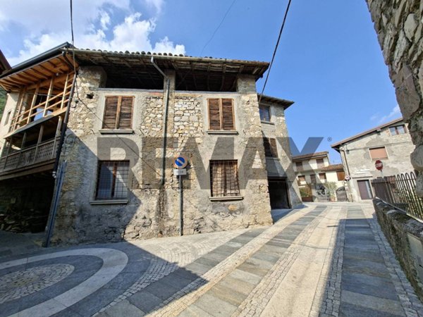 appartamento in vendita a Bianzano