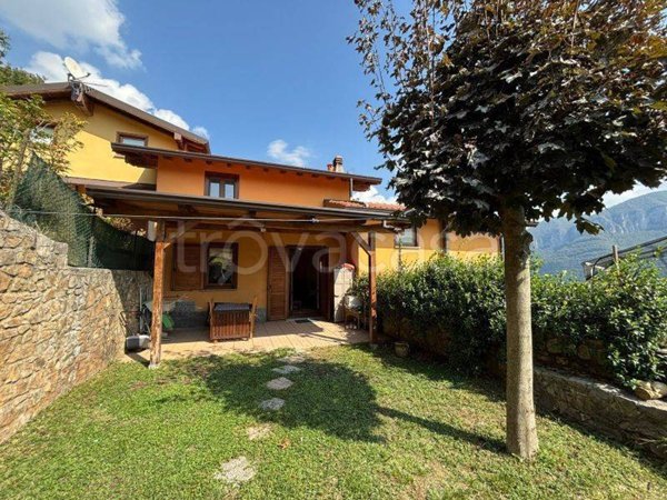appartamento in vendita a Bianzano