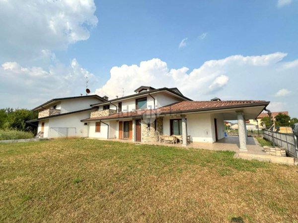 casa indipendente in vendita a Bolgare