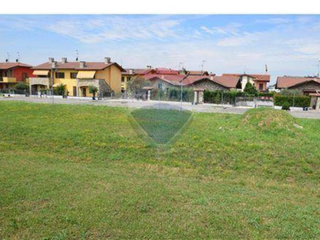 terreno edificabile in vendita a Bolgare