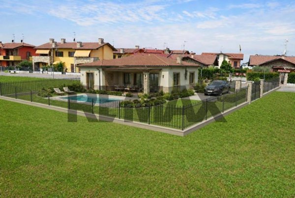 casa indipendente in vendita a Bolgare in zona San Chierico