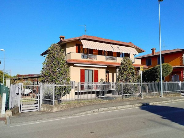 casa indipendente in vendita a Bolgare