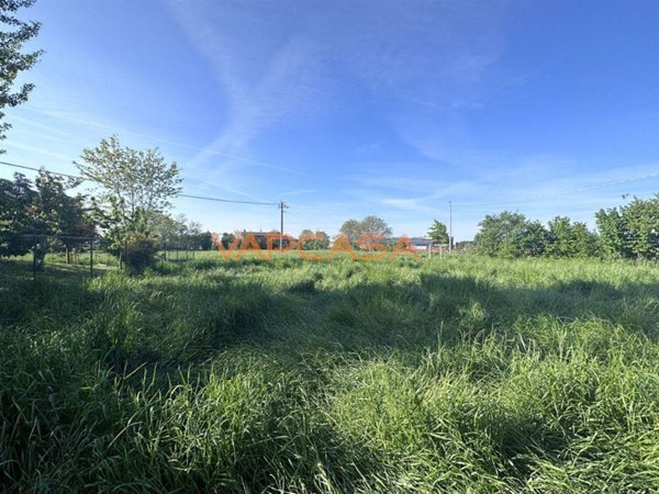 terreno edificabile in vendita a Bolgare