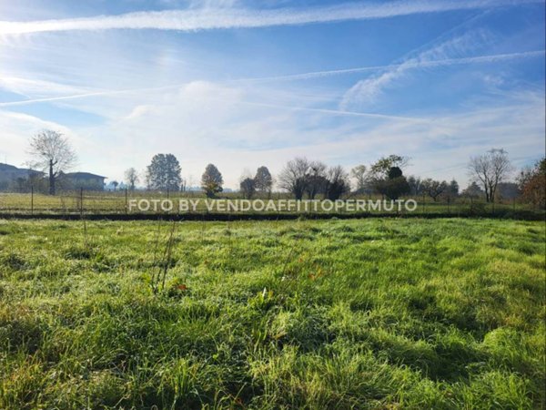 terreno edificabile in vendita a Bolgare in zona Asnenga
