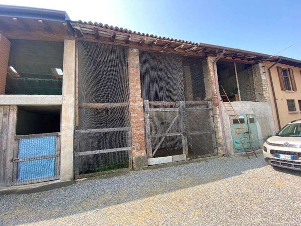 locale di sgombero in vendita a Bolgare in zona San Chierico