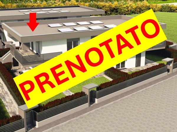 casa indipendente in vendita a Boltiere