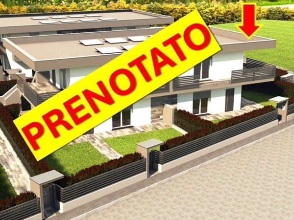 casa indipendente in vendita a Boltiere