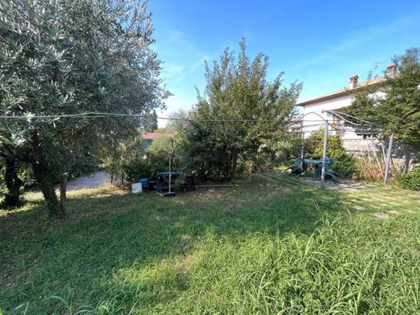 casa indipendente in vendita a Boltiere