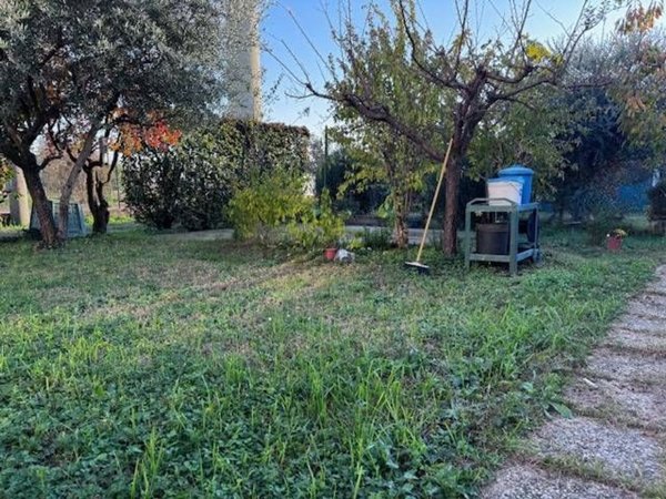 casa indipendente in vendita a Boltiere