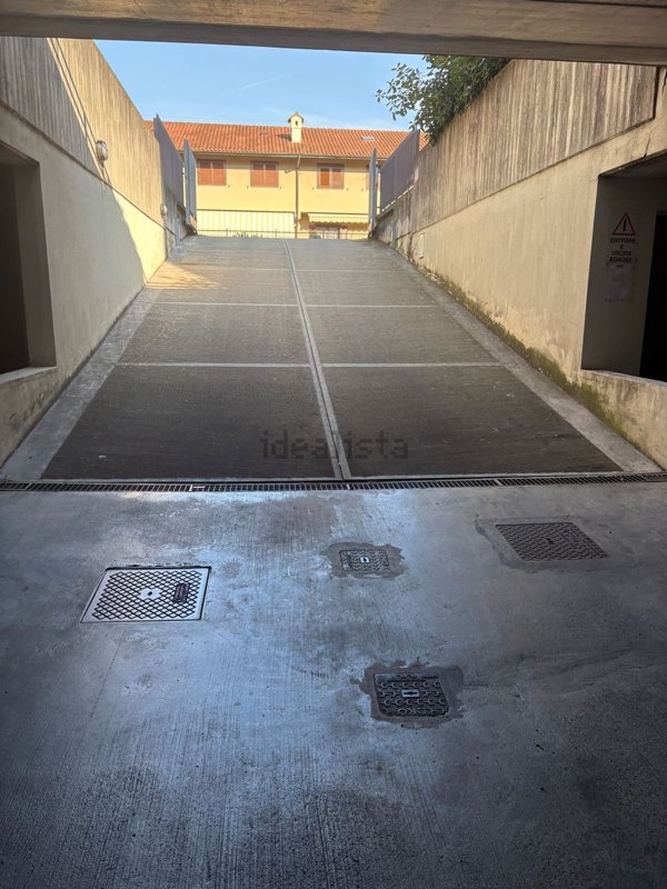 locale di sgombero in vendita a Boltiere