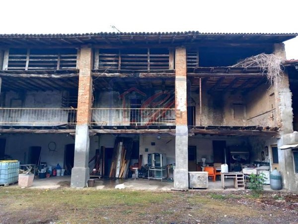 casale in vendita a Boltiere