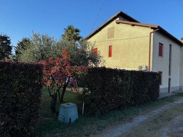 casa indipendente in vendita a Boltiere