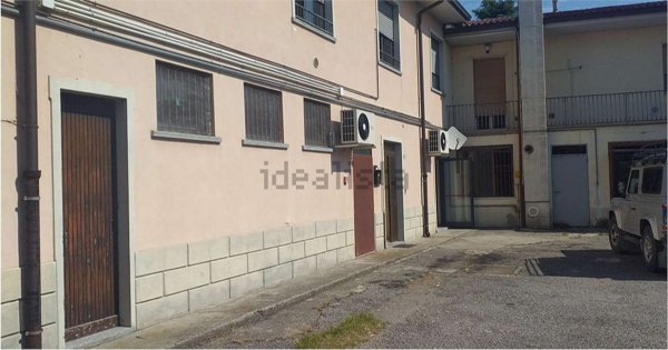 casa indipendente in vendita a Boltiere