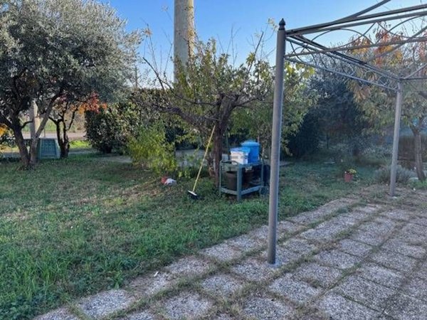 casa indipendente in vendita a Boltiere