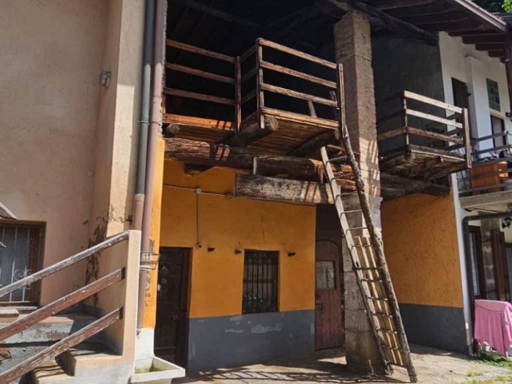 casa indipendente in vendita a Bonate Sopra