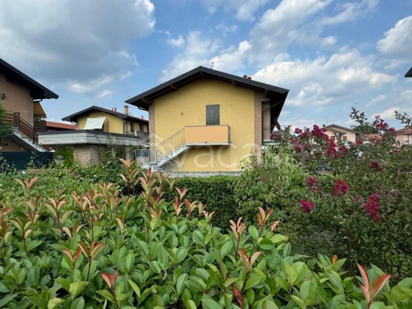 appartamento in vendita a Bonate Sopra