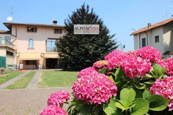 casa indipendente in vendita a Bonate Sopra