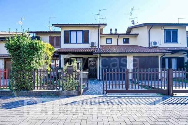 casa indipendente in vendita a Bonate Sopra